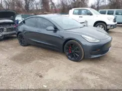 5YJ3E1EA6JF048255 2018 TESLA MODEL 3