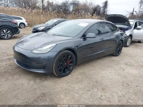 5YJ3E1EA6JF048255 2018 TESLA MODEL 3 - Image 2