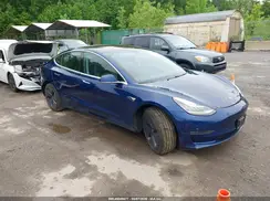 5YJ3E1EA6JF052175 2018 TESLA MODEL 3