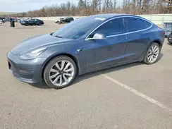 5YJ3E1EA6JF052743 2018 TESLA MODEL 3
