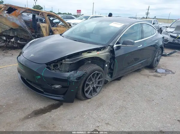 5YJ3E1EA6JF057148 2018 TESLA MODEL 3 - Image 2