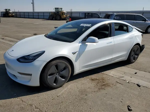 5YJ3E1EA6JF057232 2018 TESLA MODEL 3 - Image 1