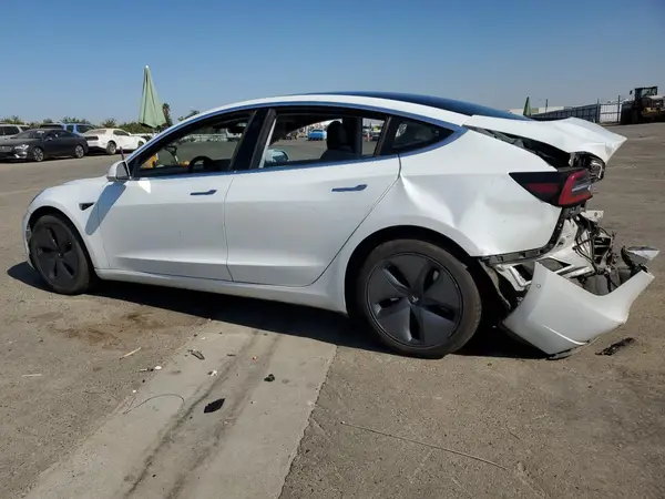 5YJ3E1EA6JF057232 2018 TESLA MODEL 3 - Image 2