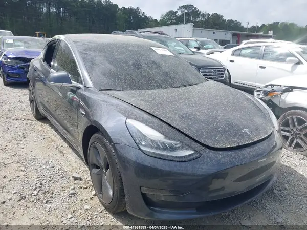 5YJ3E1EA6JF058008 2018 TESLA MODEL 3 - Image 1