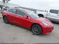 5YJ3E1EA6JF058543 2018 TESLA MODEL 3