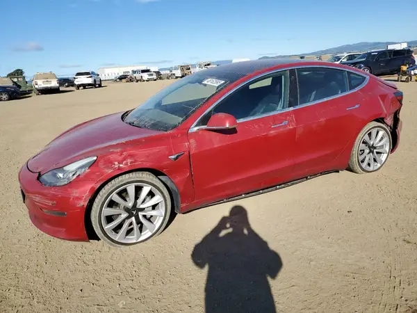 5YJ3E1EA6JF061684 2018 TESLA MODEL 3 - Image 1
