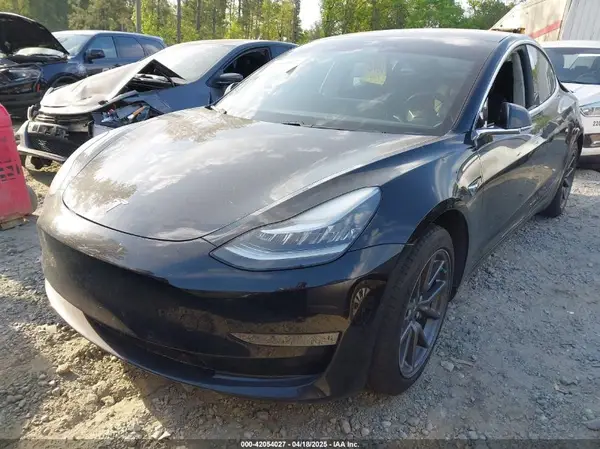 5YJ3E1EA6JF069901 2018 TESLA MODEL 3 - Image 2