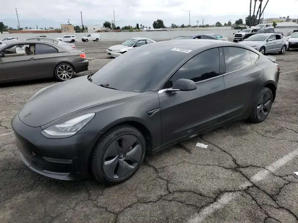 5YJ3E1EA6JF070398 2018 TESLA MODEL 3 - Image 1