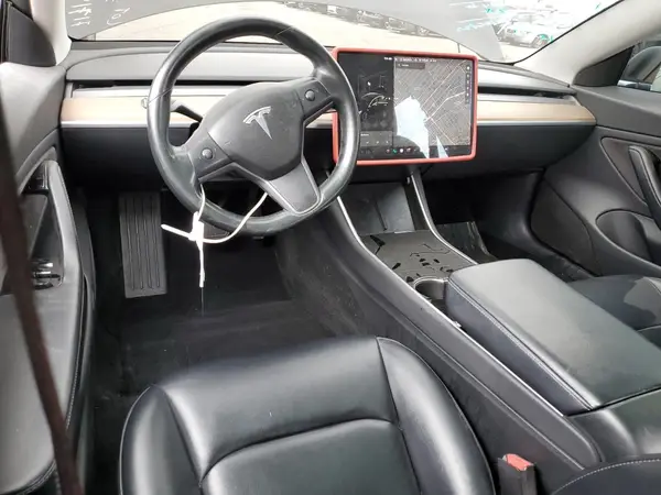 5YJ3E1EA6JF070398 2018 TESLA MODEL 3 - Image 8