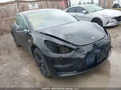 5YJ3E1EA6JF075567 2018 TESLA MODEL 3