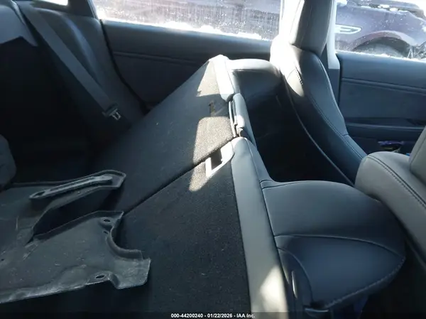 5YJ3E1EA6JF077061 2018 TESLA MODEL 3 - Image 8