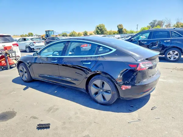 5YJ3E1EA6JF078369 2018 TESLA MODEL 3 - Image 2