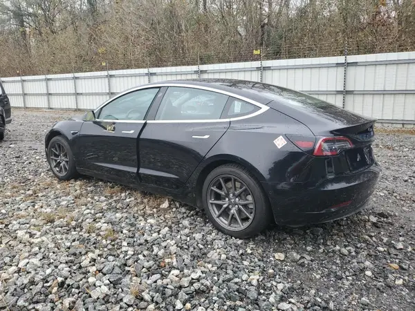 5YJ3E1EA6JF092675 2018 TESLA MODEL 3 - Image 2