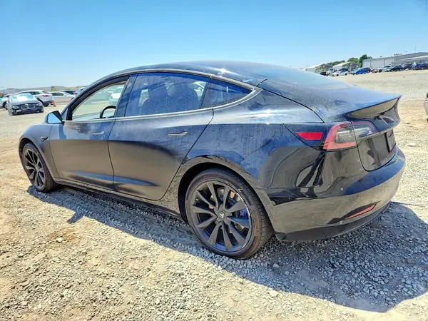 5YJ3E1EA6JF092756 2018 TESLA MODEL 3 - Image 2
