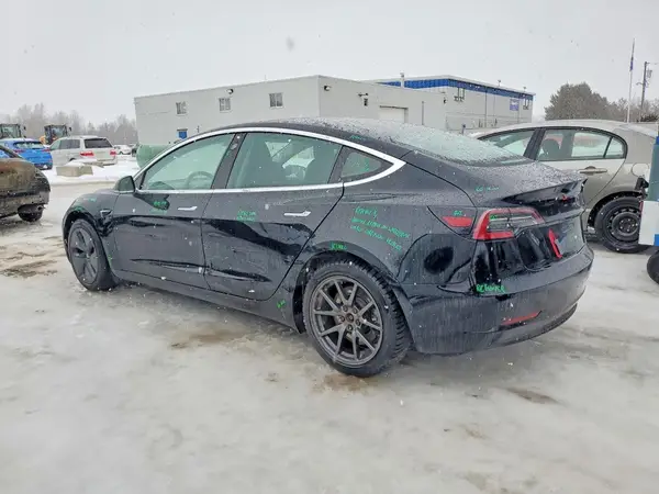 5YJ3E1EA6JF095642 2018 TESLA MODEL 3 - Image 2