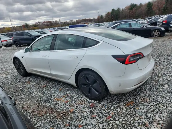 5YJ3E1EA6JF098685 2018 TESLA MODEL 3 - Image 2