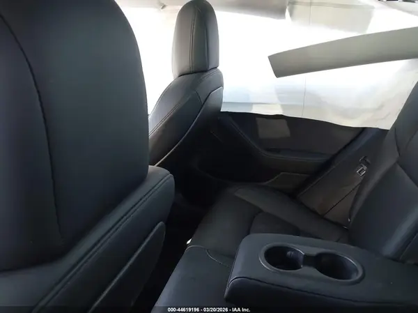 5YJ3E1EA6JF098833 2018 TESLA MODEL 3 - Image 8