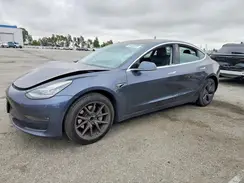 5YJ3E1EA6JF101701 2018 TESLA MODEL 3
