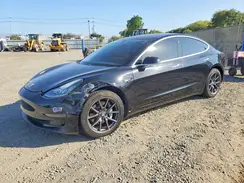5YJ3E1EA6JF109135 2018 TESLA MODEL 3