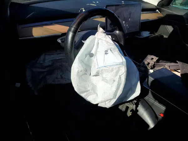 5YJ3E1EA6JF117929 2018 TESLA MODEL 3 - Image 8