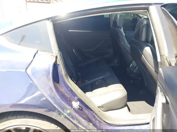 5YJ3E1EA6JF118031 2018 TESLA MODEL 3 - Image 8