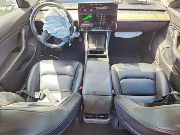 5YJ3E1EA6JF123679 2018 TESLA MODEL 3 - Image 8