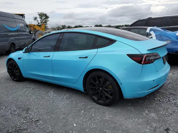 5YJ3E1EA6JF123701 2018 TESLA MODEL 3 - Image 2