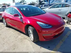 5YJ3E1EA6JF126226 2018 TESLA MODEL 3