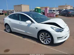 5YJ3E1EA6JF126470 2018 TESLA MODEL 3