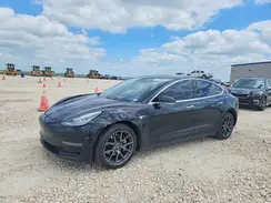 5YJ3E1EA6JF152681 2018 TESLA MODEL 3