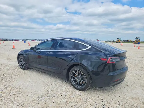 5YJ3E1EA6JF152681 2018 TESLA MODEL 3 - Image 2