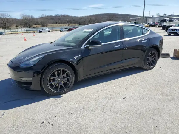 5YJ3E1EA6JF152924 2018 TESLA MODEL 3 - Image 1