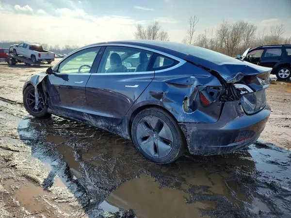 5YJ3E1EA6JF153359 2018 TESLA MODEL 3 - Image 2