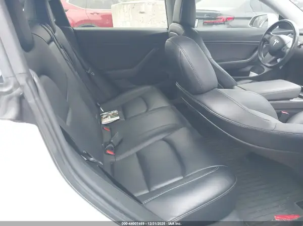5YJ3E1EA6JF154656 2018 TESLA MODEL 3 - Image 8