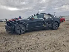 5YJ3E1EA6JF157475 2018 TESLA MODEL 3