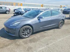 5YJ3E1EA6JF158271 2018 TESLA MODEL 3
