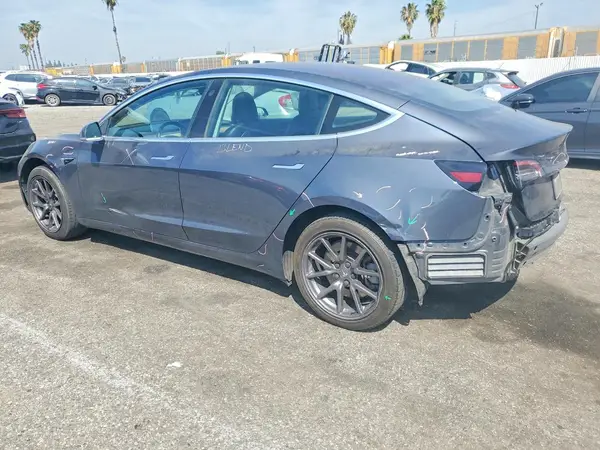 5YJ3E1EA6JF158271 2018 TESLA MODEL 3 - Image 2