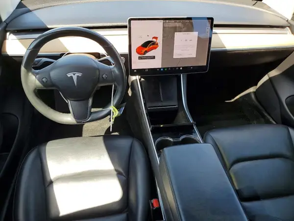 5YJ3E1EA6JF158271 2018 TESLA MODEL 3 - Image 8