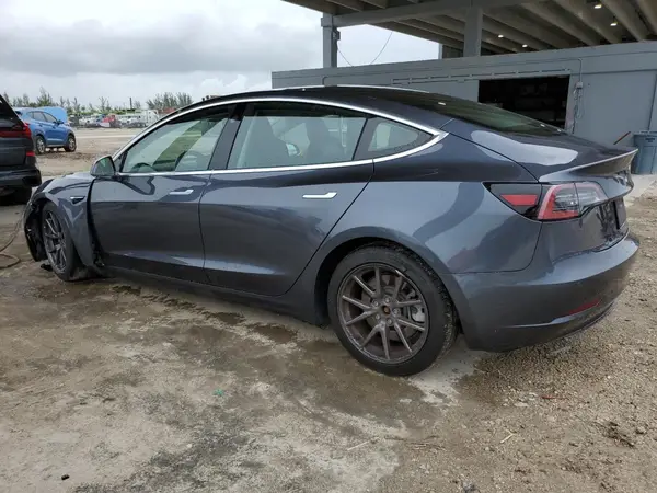 5YJ3E1EA6JF158755 2018 TESLA MODEL 3 - Image 2