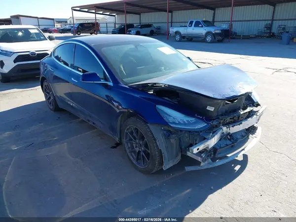 5YJ3E1EA6JF160134 2018 TESLA MODEL 3