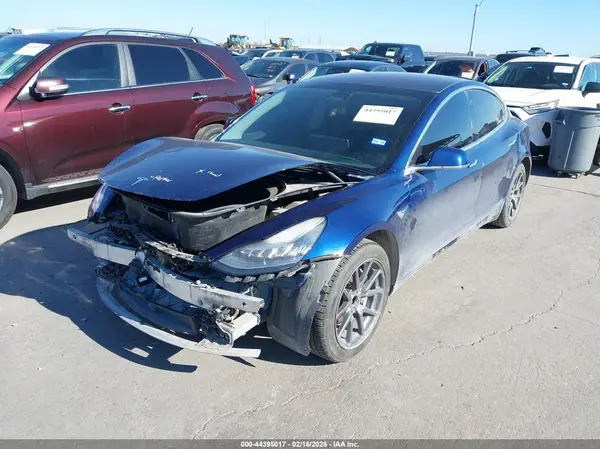 5YJ3E1EA6JF160134 2018 TESLA MODEL 3 - Image 2