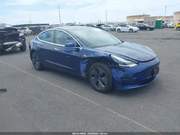 5YJ3E1EA6JF160859 2018 TESLA MODEL 3 - Image 1