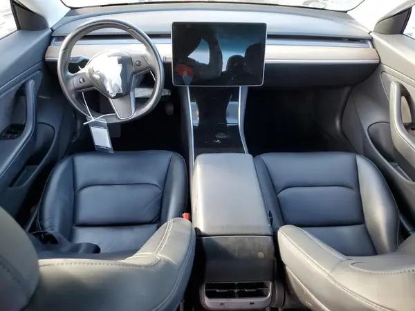 5YJ3E1EA6JF162045 2018 TESLA MODEL 3 - Image 8