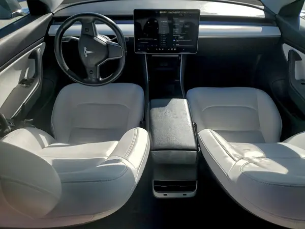 5YJ3E1EA6JF169075 2018 TESLA MODEL 3 - Image 8