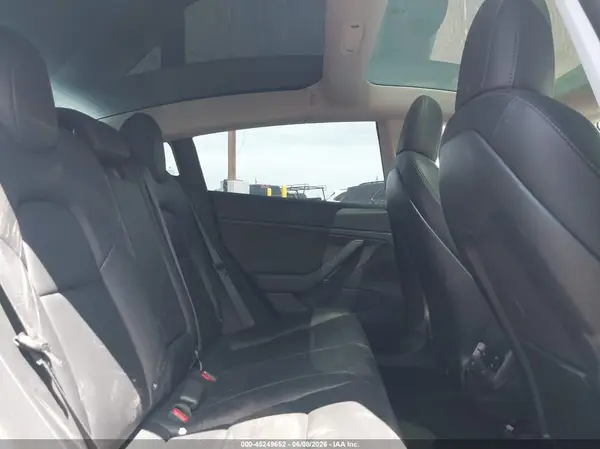 5YJ3E1EA6JF173336 2018 TESLA MODEL 3 - Image 8