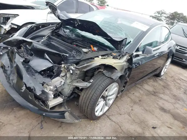 5YJ3E1EA6JF175832 2018 TESLA MODEL 3 - Image 2