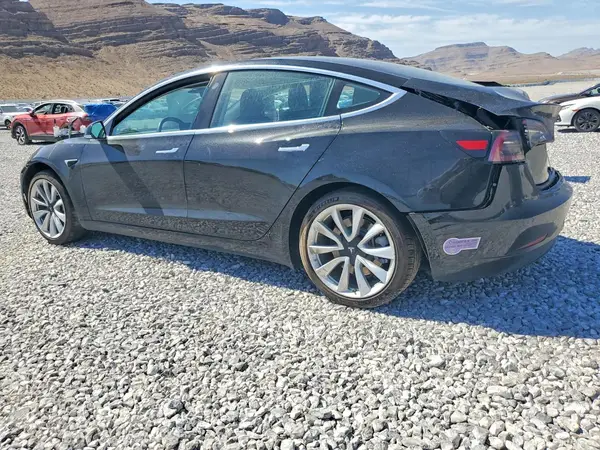 5YJ3E1EA6JF176091 2018 TESLA MODEL 3 - Image 2