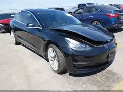 5YJ3E1EA6JF176298 2018 TESLA MODEL 3