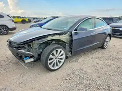 5YJ3E1EA6JF186524 2018 TESLA MODEL 3