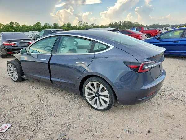 5YJ3E1EA6JF186524 2018 TESLA MODEL 3 - Image 2